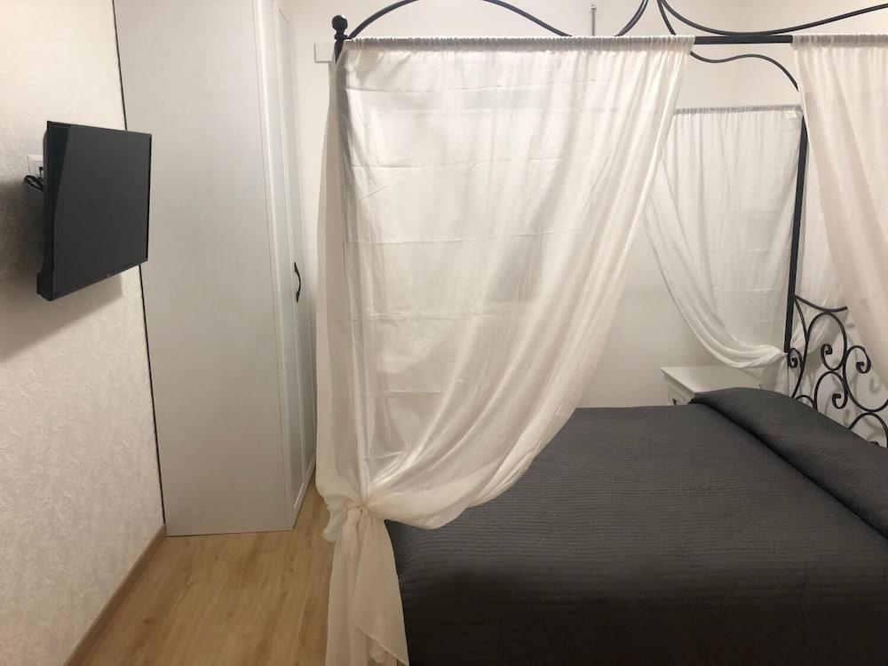 B&B Dea Tiburtina Rome Buitenkant foto